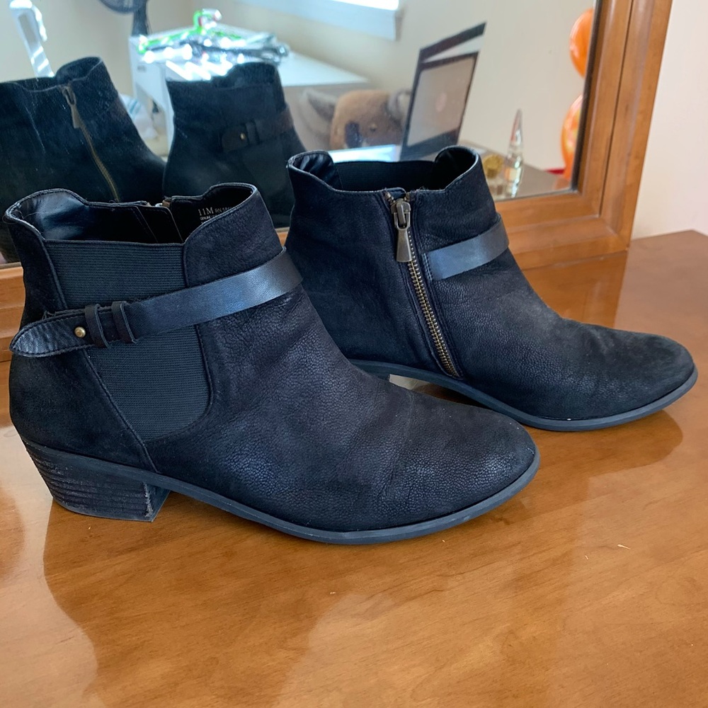 BP Black Chelsea Booties